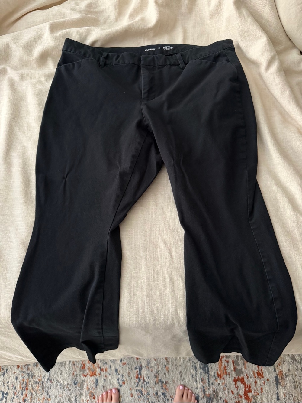 Old Navy - Straight Leg Pixie Flare High-Rise Pants